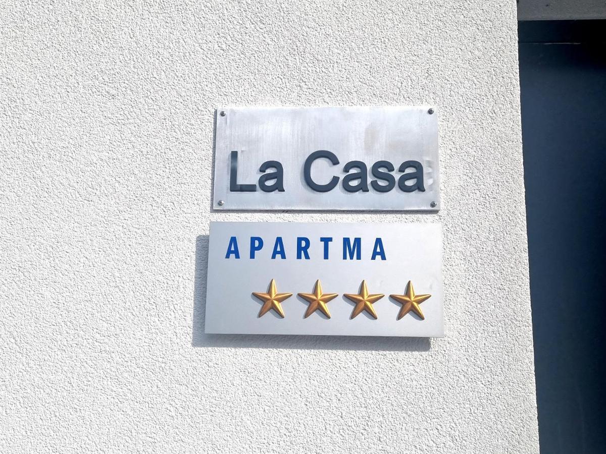 Apartment Apartma La Casa *